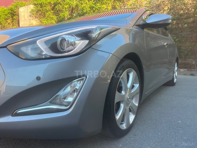 Hyundai Avante-8