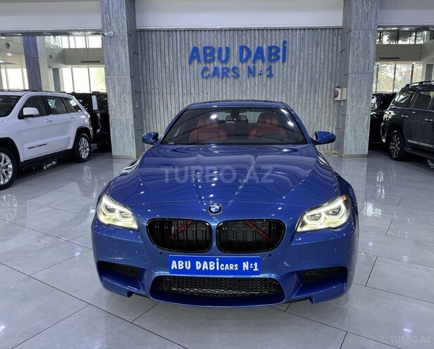 BMW M5-1
