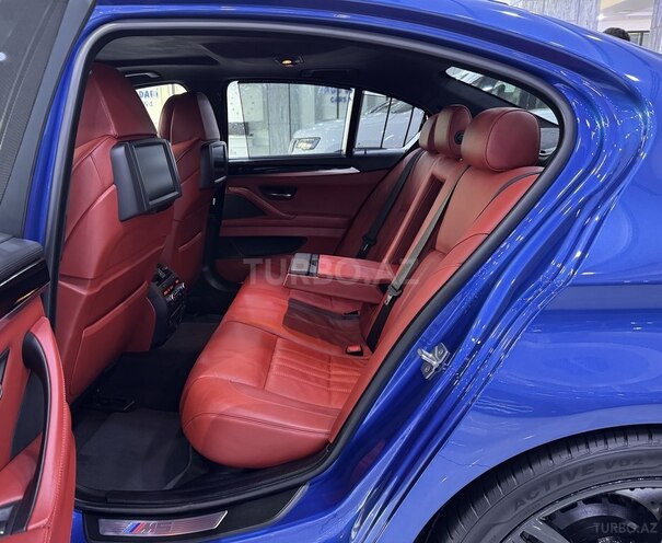 BMW M5-14