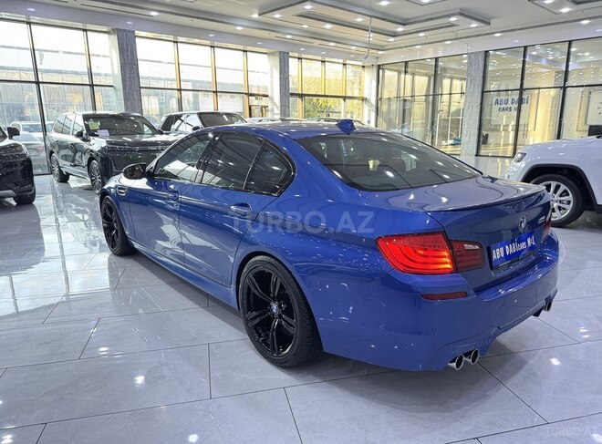 BMW M5-6