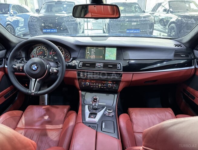 BMW M5-8