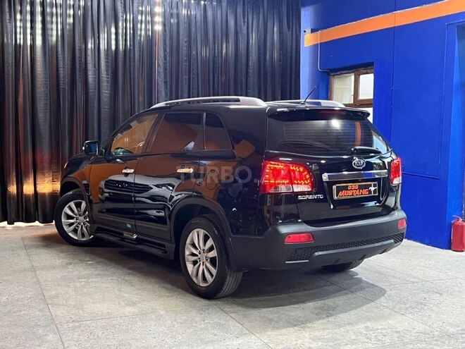 Kia Sorento-9