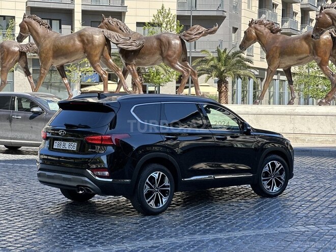 Hyundai Santa Fe-11