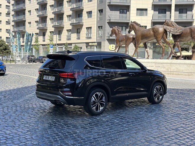 Hyundai Santa Fe-9