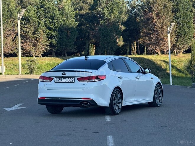 Kia Optima-11