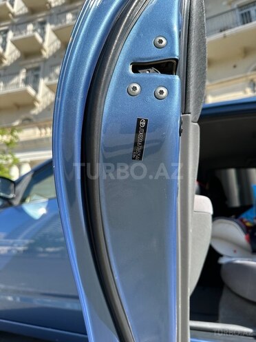 Toyota Prius-15