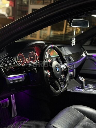 BMW 525-19
