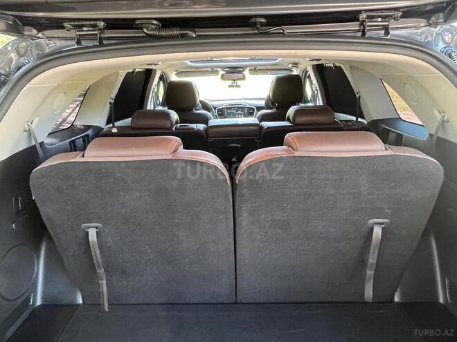 Kia Sorento-16