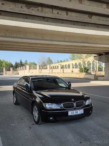 BMW 740-2