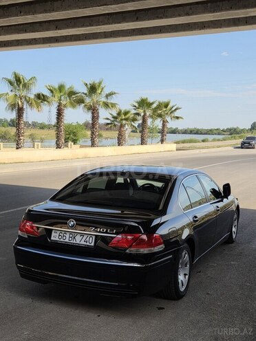BMW 740-4