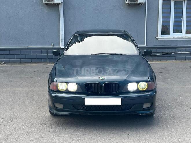 BMW 520-1