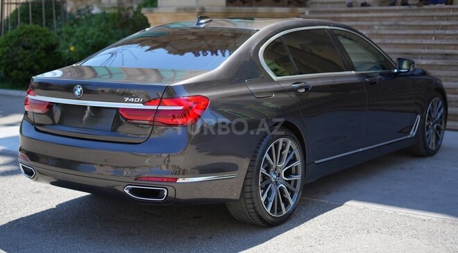 BMW 740-5