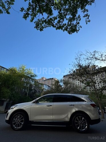 Kia Sorento-7