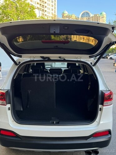 Kia Sorento-16