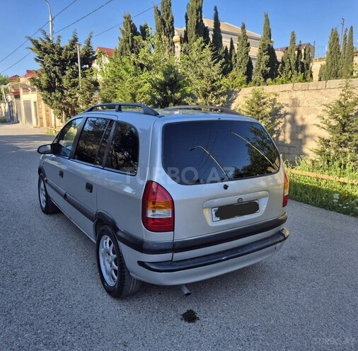 Opel Zafira-7