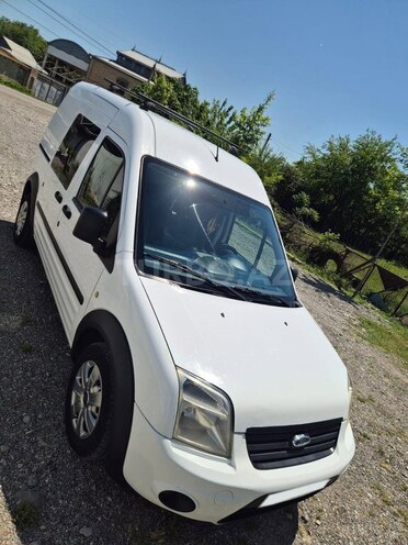 Ford Transit Connect-6