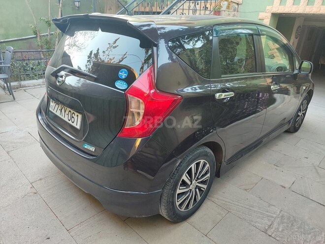 Nissan Note-7