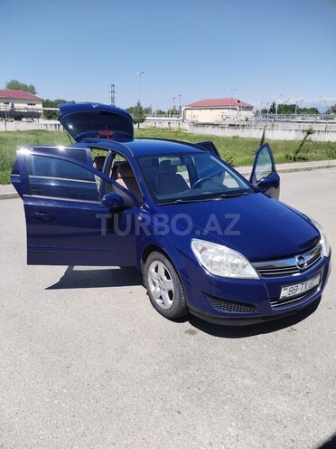 Opel Astra-3