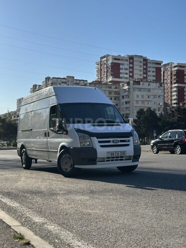 Ford Transit-4