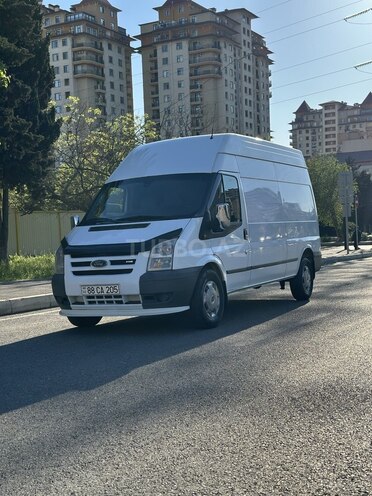 Ford Transit-1