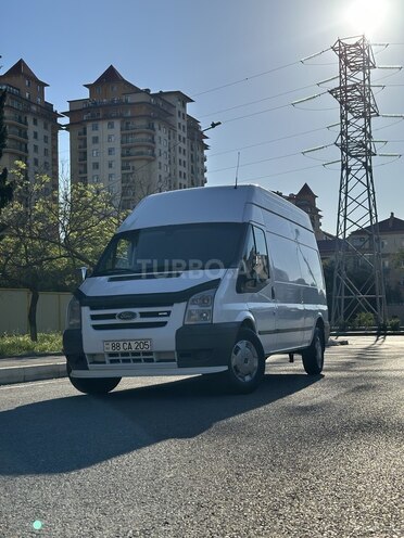 Ford Transit-6