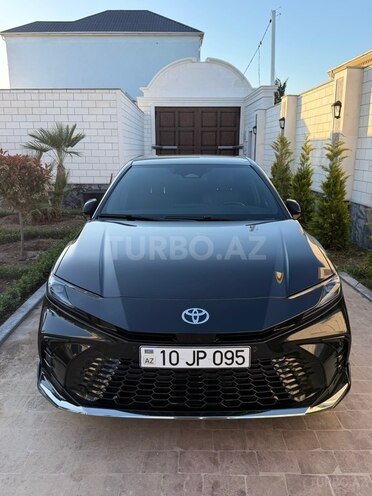 Toyota Camry-1