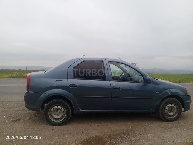 Renault Logan-2