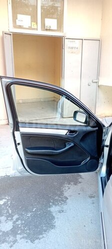 BMW 318-7