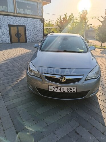 Opel Astra-1