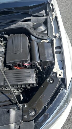 Volkswagen Jetta-6