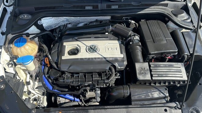 Volkswagen Jetta-5