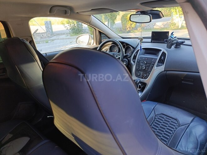 Opel Astra-7