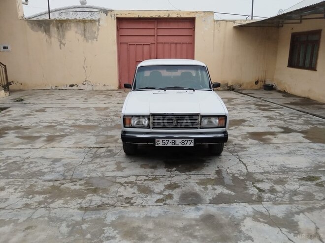 LADA (VAZ) 2107-1