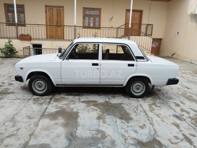 LADA (VAZ) 2107-8