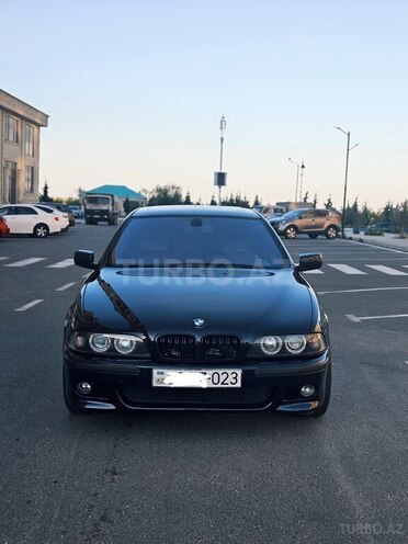 BMW 528-2