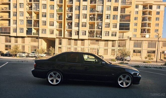 BMW 528-6