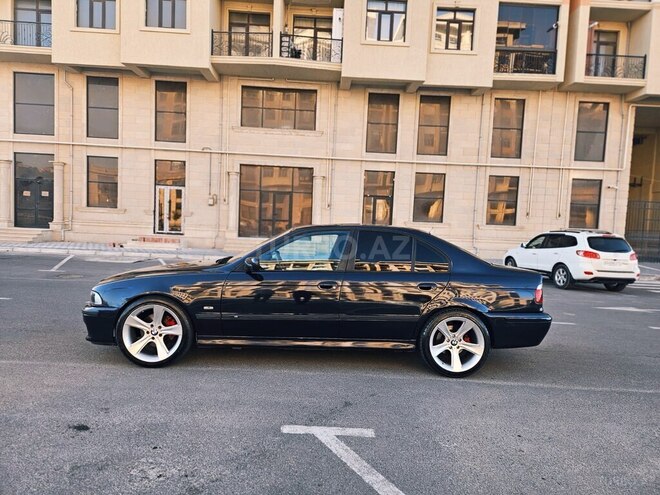 BMW 528-5