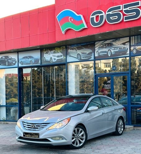 Hyundai Sonata-4