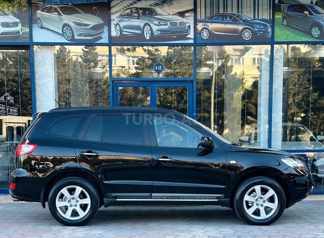 Hyundai Santa Fe-10