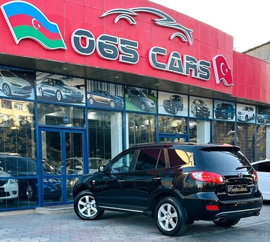 Hyundai Santa Fe-13