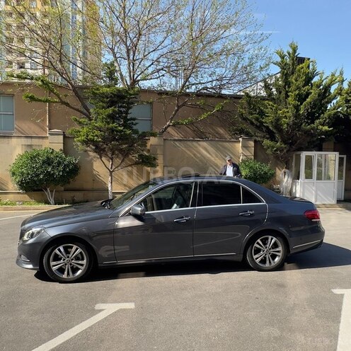 Mercedes E 250-2