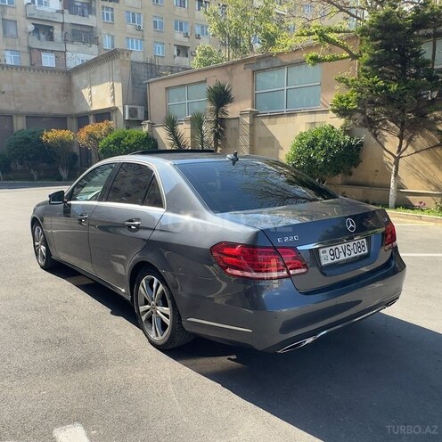 Mercedes E 250-5