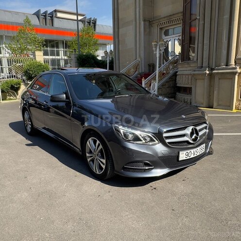 Mercedes E 250-8