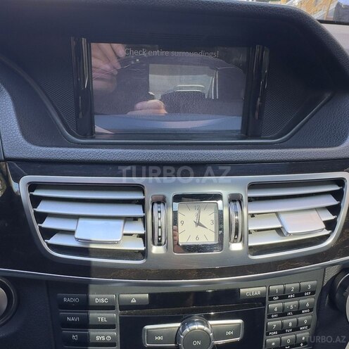 Mercedes E 250-16