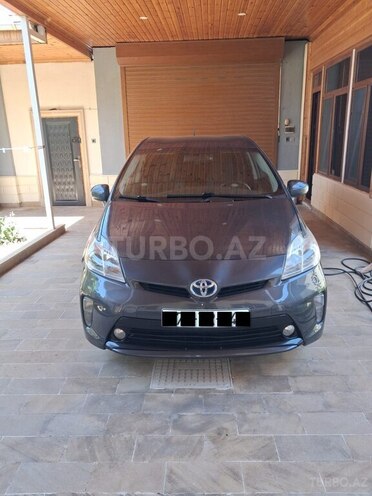 Toyota Prius-6