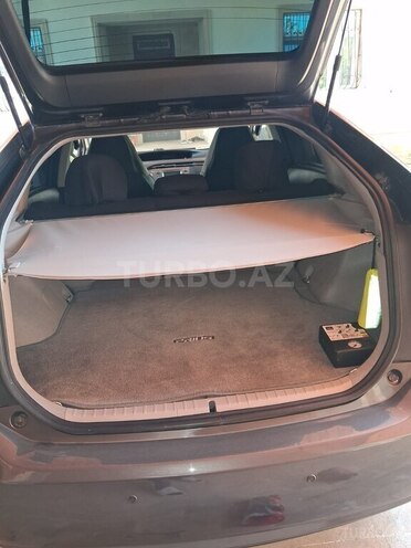 Toyota Prius-9