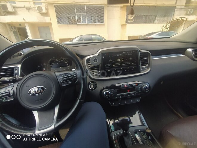 Kia Sorento-6