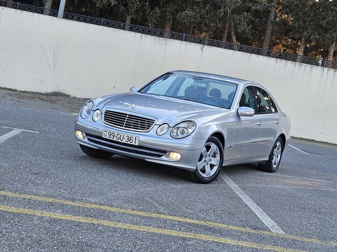 Mercedes E 200-3