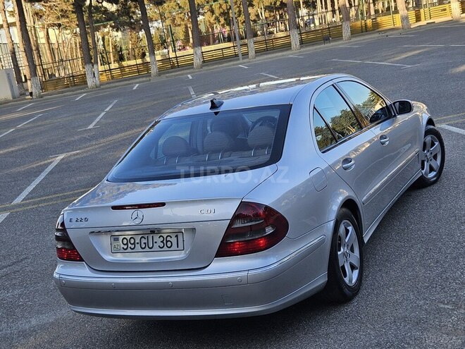 Mercedes E 200-9
