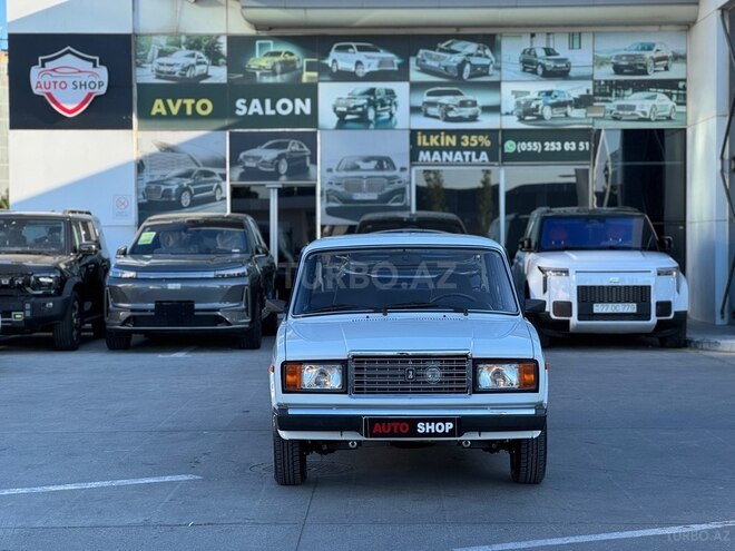 LADA (VAZ) 2107-15